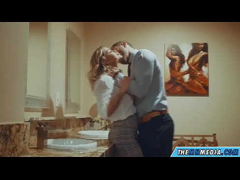 ❤️ Cum busty flava seducit in latrinae publicae Super sex ad nos la.xxxpornimages.ru